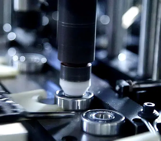 堅持高精度智能制造