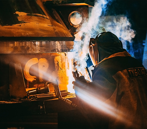 專注于PUR熱熔膠復合機產品研發